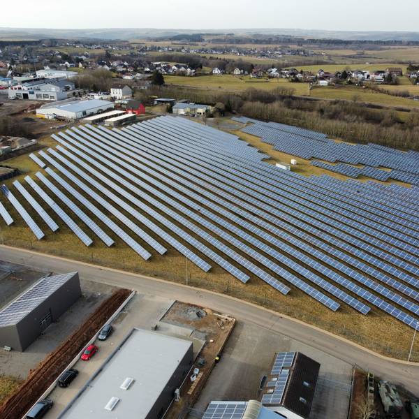 Blick aus der Vogelperspektive auf den Solarpark Herhahn.