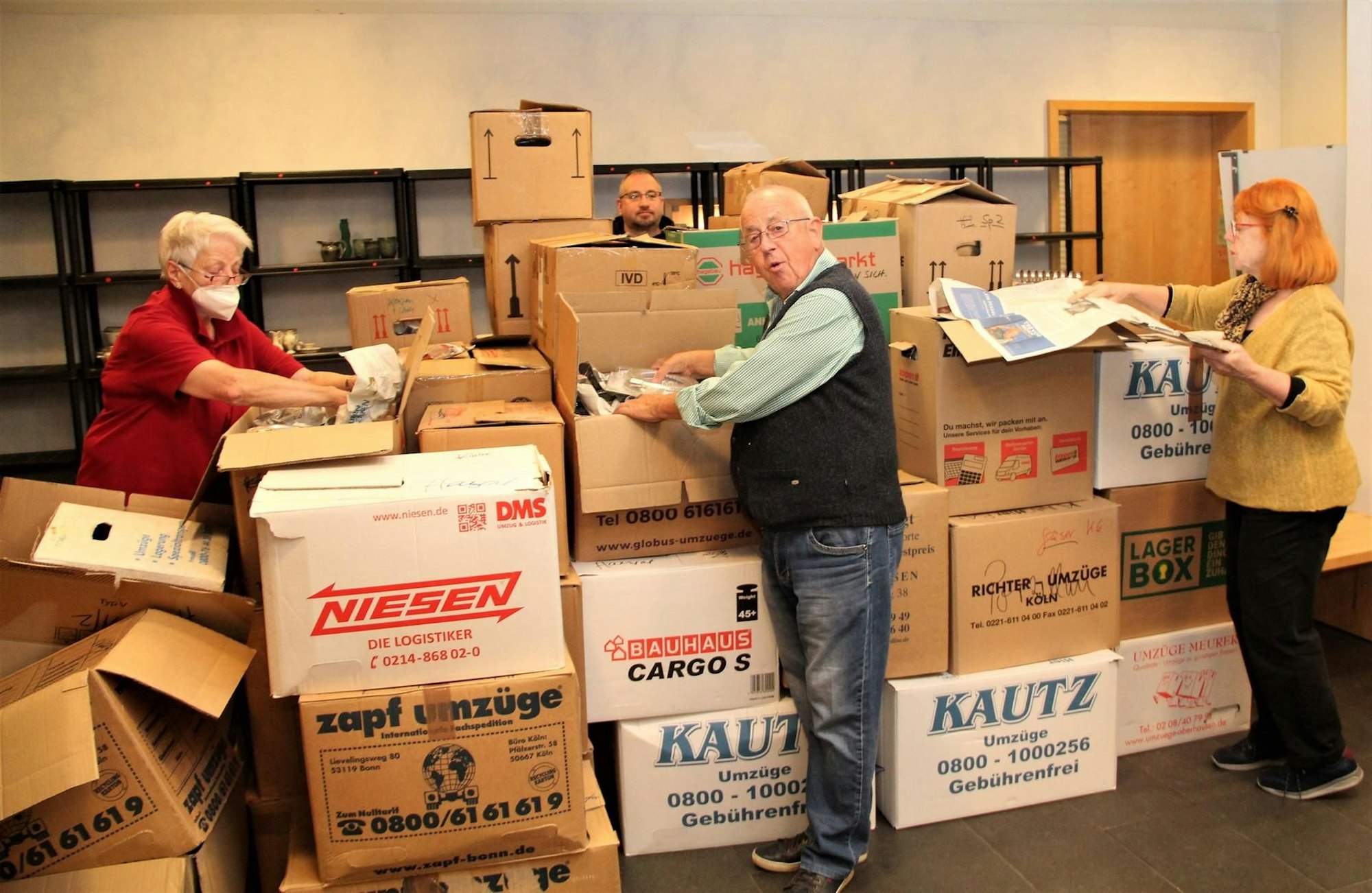 Christel Bosch, Stephan Braun, Herbert Braun und Renate Herbrich (v. l.) gehören zum Organisationsteam des Traditionsbasars.