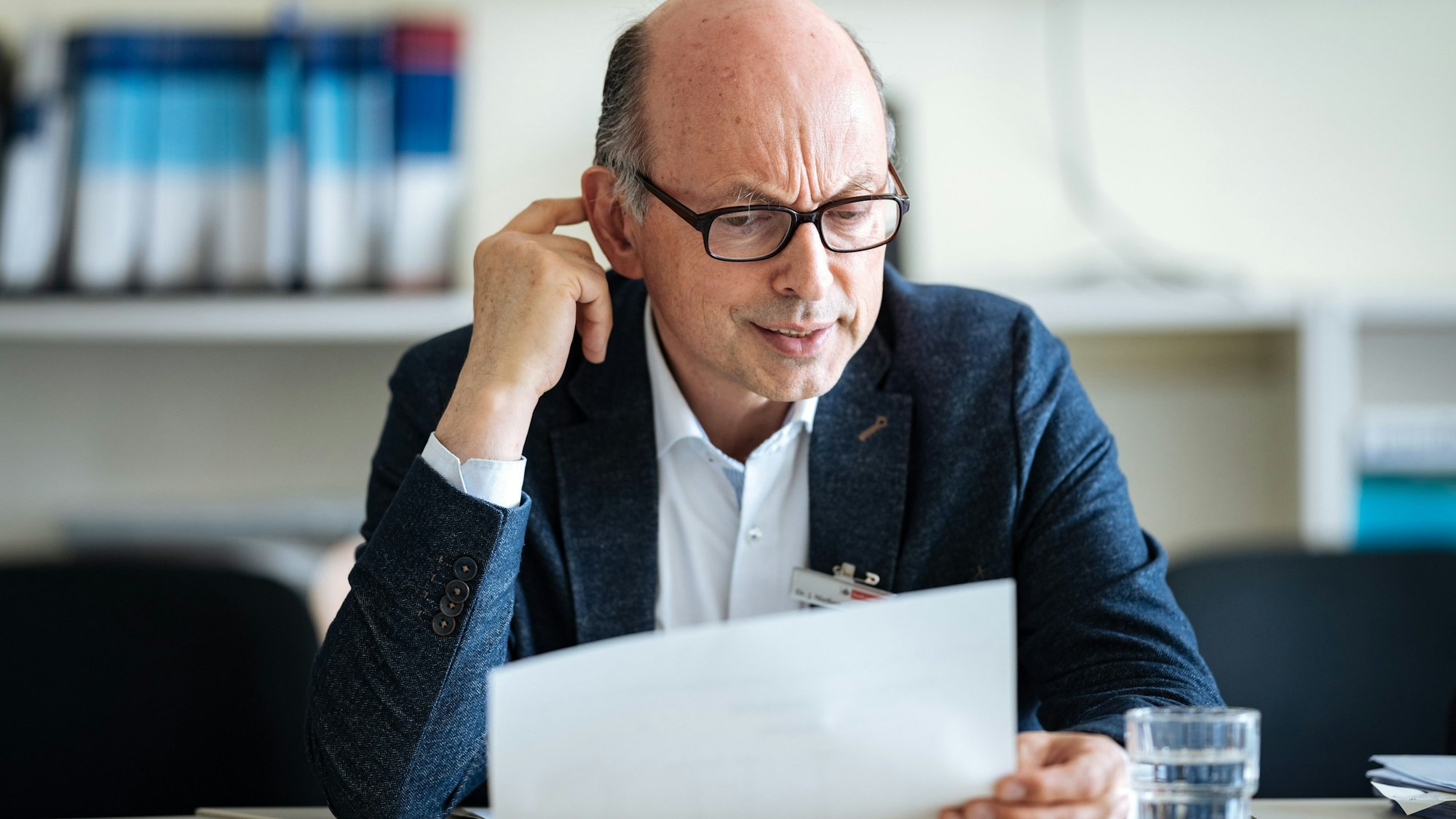 Dr. Johannes Nießen, hier im April 2020, zu Beginn der Pandemie.