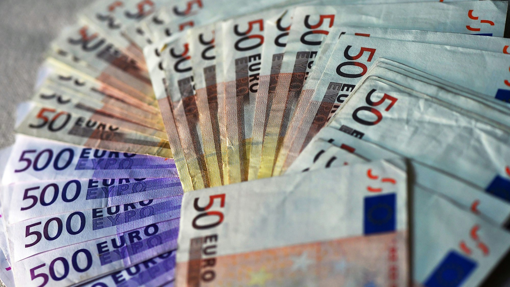 Festgeld und Co. bieten Sparern wieder bessere Erträge.