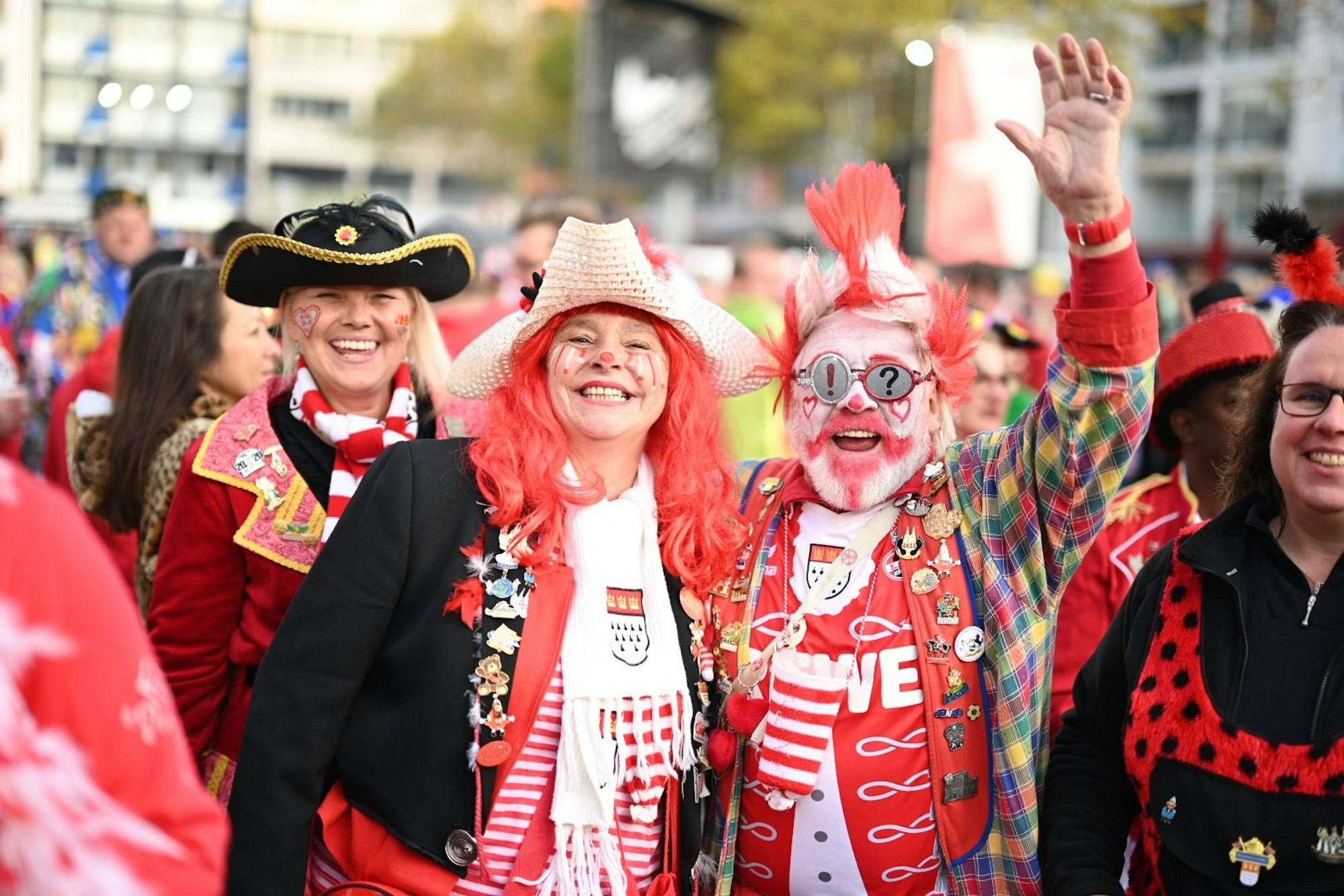 Es herrscht eine Stimmung wie sonst an Weiberfastnacht.