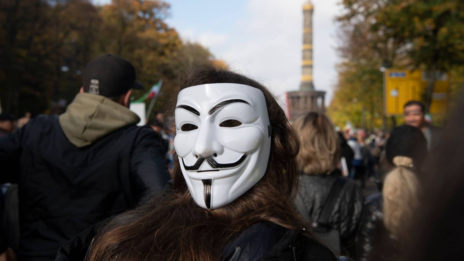 Guy-Fawkes-Masken werden häufig bei Demonstrationen gezeigt.