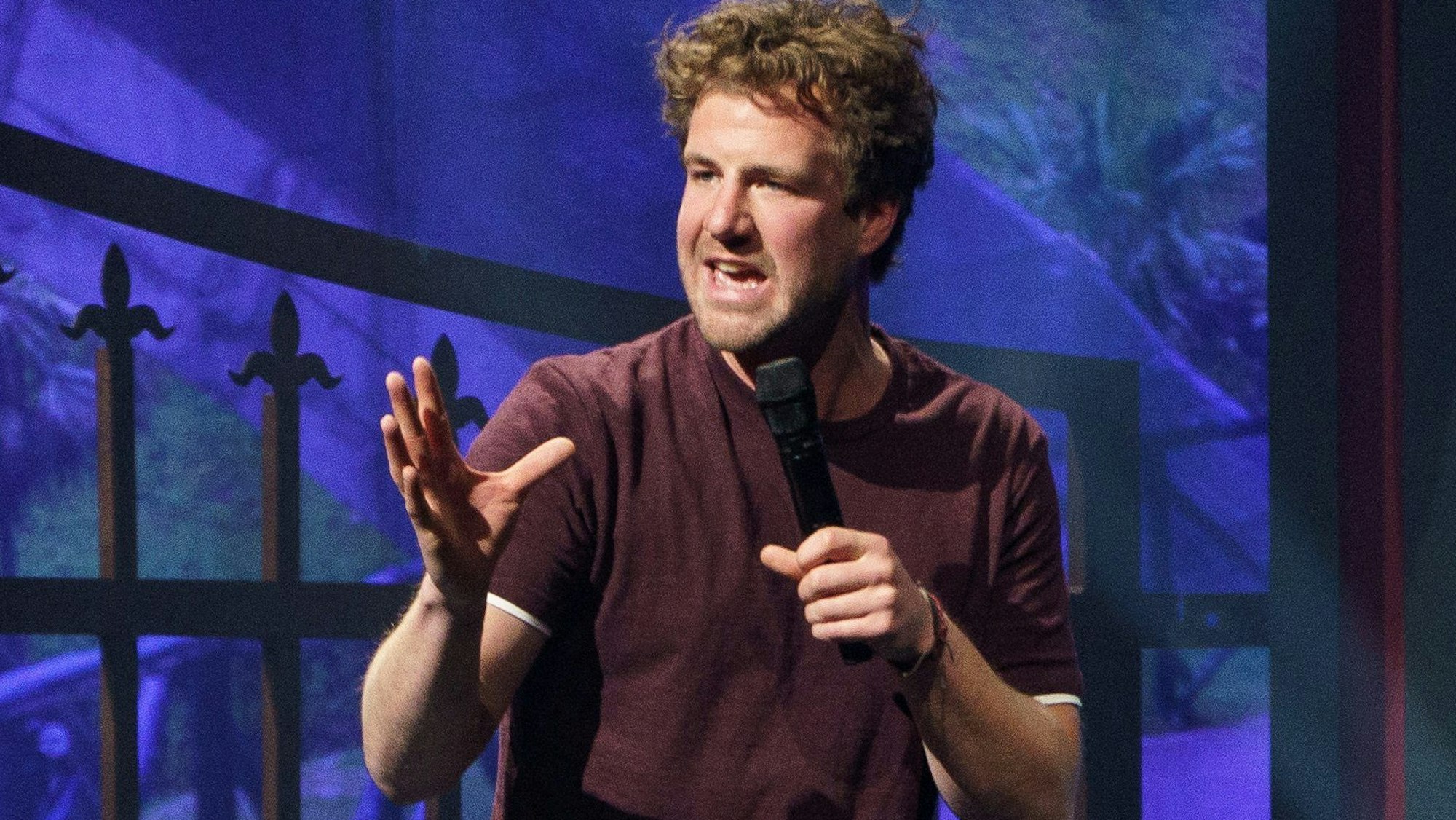 Luke Mockridge, Komiker, steht bei seiner Tour „A Way back to Luckyland“ auf der Bühne.
