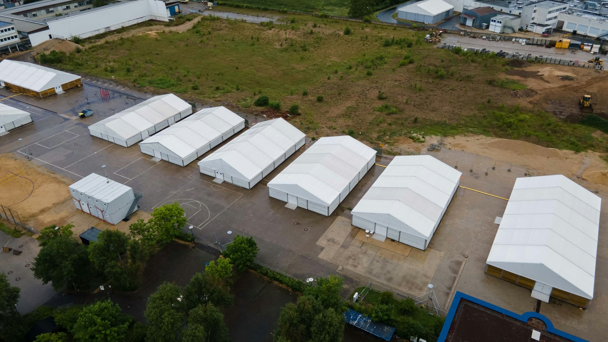 Die Zeltstadt an der Zentralen Unterbringungseinrichtung in Euskirchen