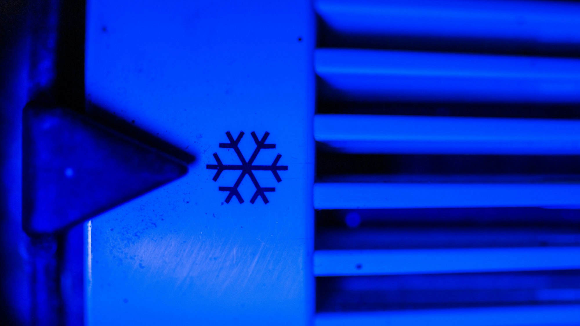 Das Heizungsthermostat steht auf dem Froststern.