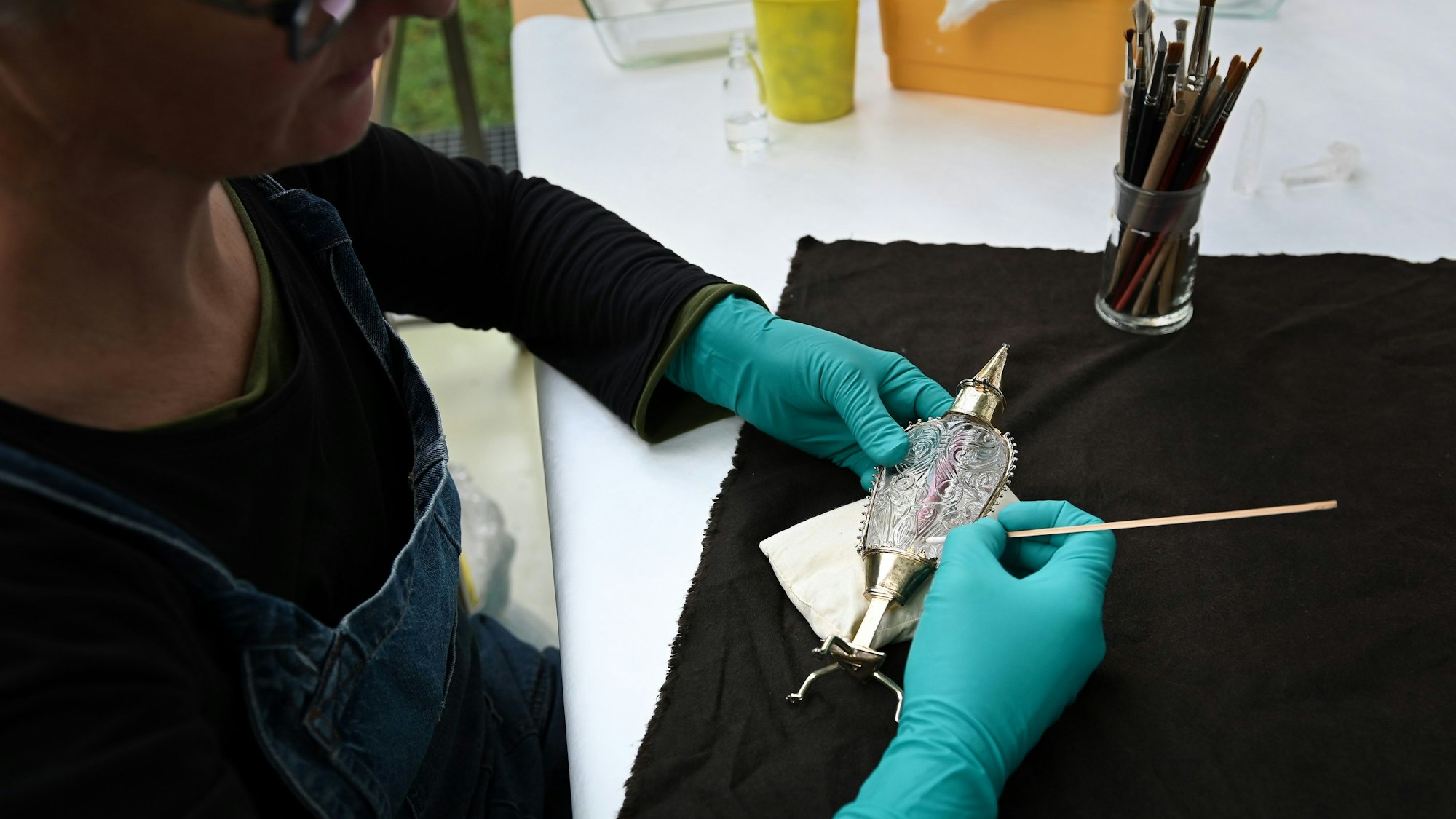 Ein Blick in die Restaurierungsswerkstatt der Firma Beier, Freund und Kühler in Köln-Riehl.