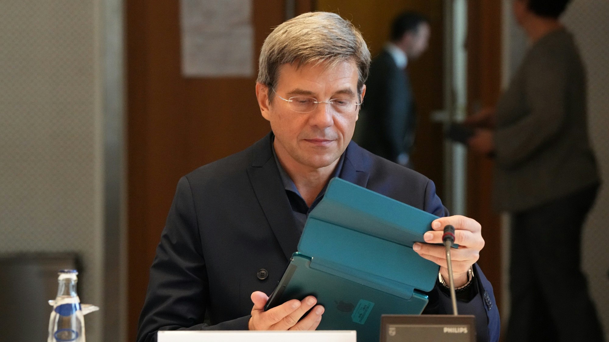 Im krisengeschüttelten ARD-Sender Rundfunk Berlin-Brandenburg (RBB) deutet sich eine weitere Veränderung an der Spitze an.