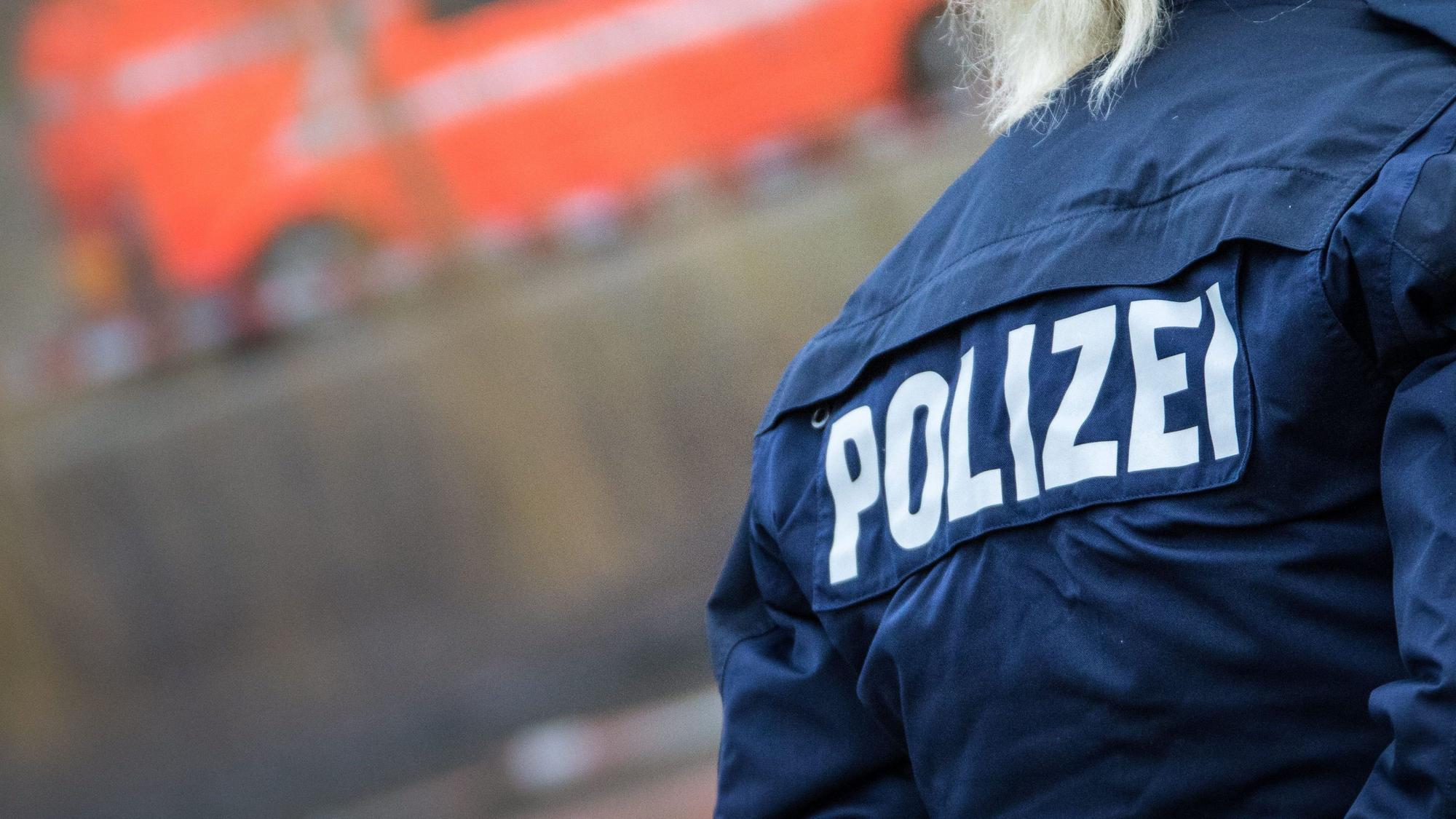 Die Polizei ermittelt im Fall einer Toten in Lövenich. Ein Tötungsdelikt wird nicht ausgeschlossen. (Symbolfoto)