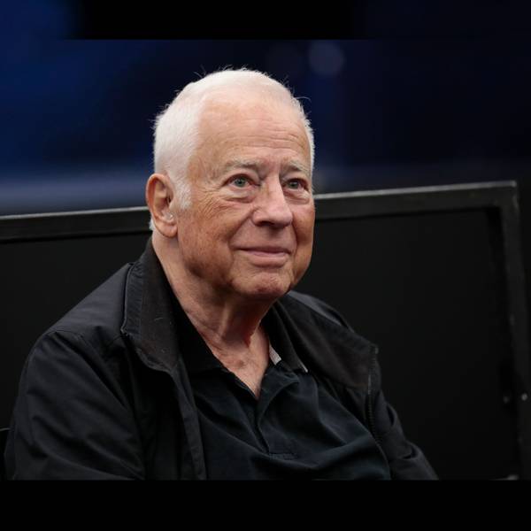 Regisseur und Intendant Michael Hampe (1937-2022) bei den Probenarbeiten zur "Zauberflöte" an der Oper Köln.