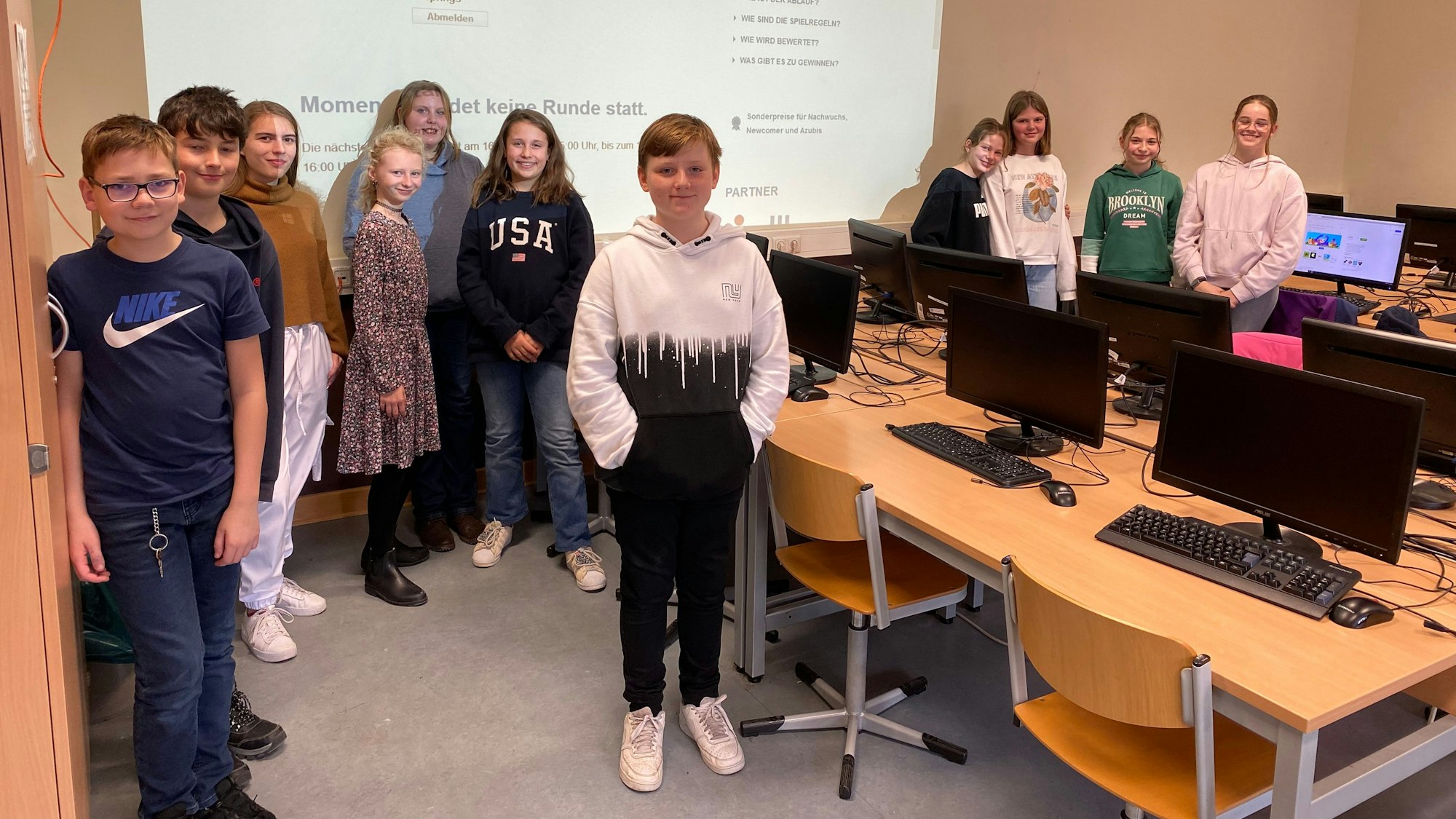 Platz 5 beim Webbewerb Realschule Herkenrath, Team Offsprings