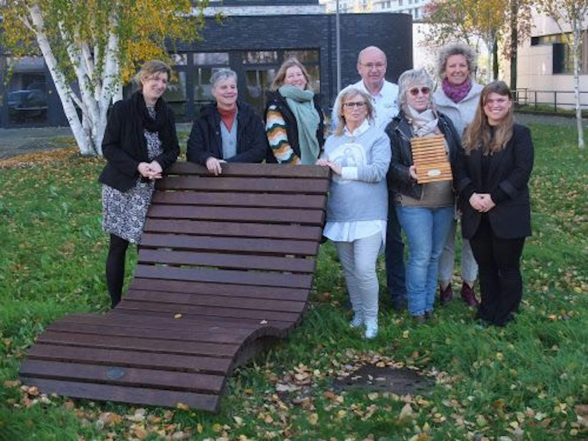 Susanne Ohmsen von der Rheinischen Stiftung mit dem Vorstand des Kölner Arbeitskreises nach der Preisverleihung