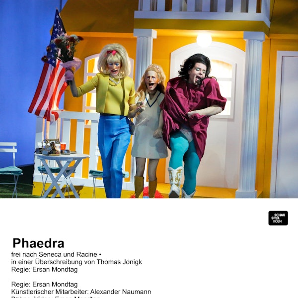 Lola Klamroth, Kristin Steffen und Benny Claessens (v.l.) stehen gemeinsam lachend auf der Bühne.