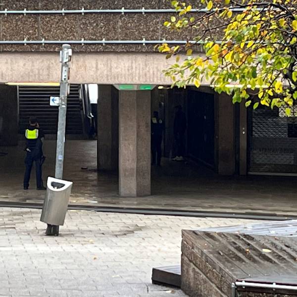 Die Polizei sucht die Gegend nach der Tatwaffe und Drogen ab. Auch verdächtige Personen wurden kontrolliert. Moritz Rohlinger