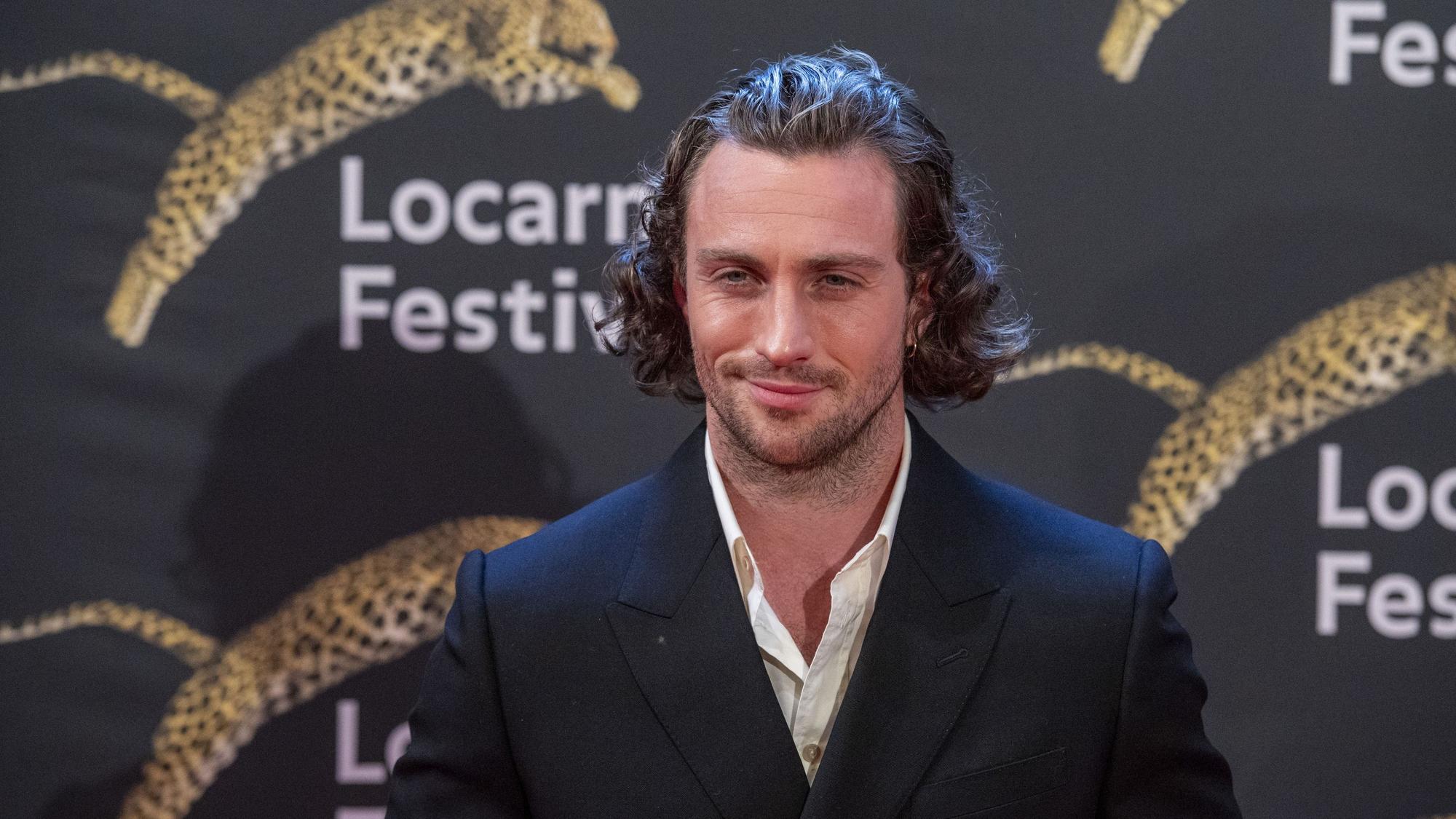 Der britische Schauspieler Aaron Taylor-Johnson kommt zu der Eröffnung des 75. Internationalen Filmfestivals von Locarno auf der Piazza Grande.