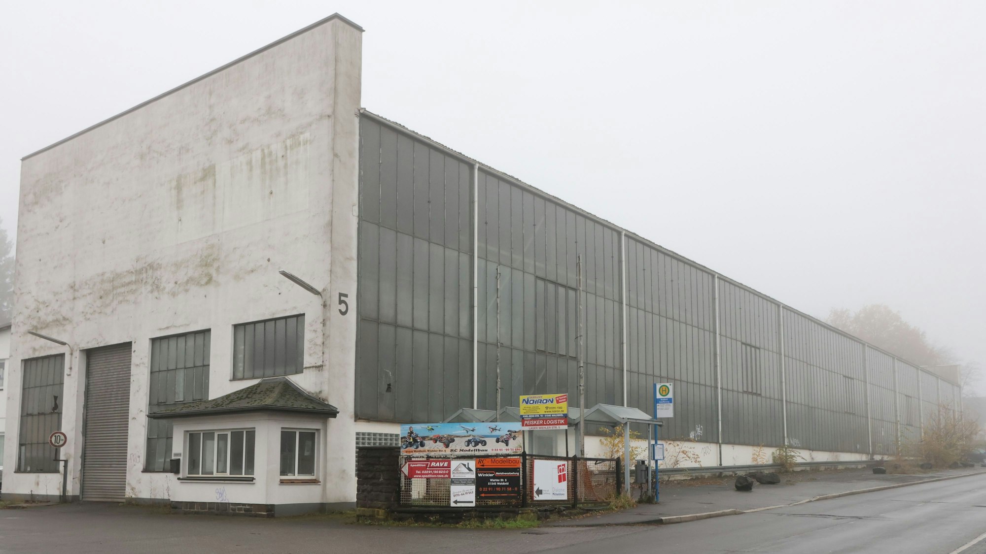 Halle WB Wiehler Straße