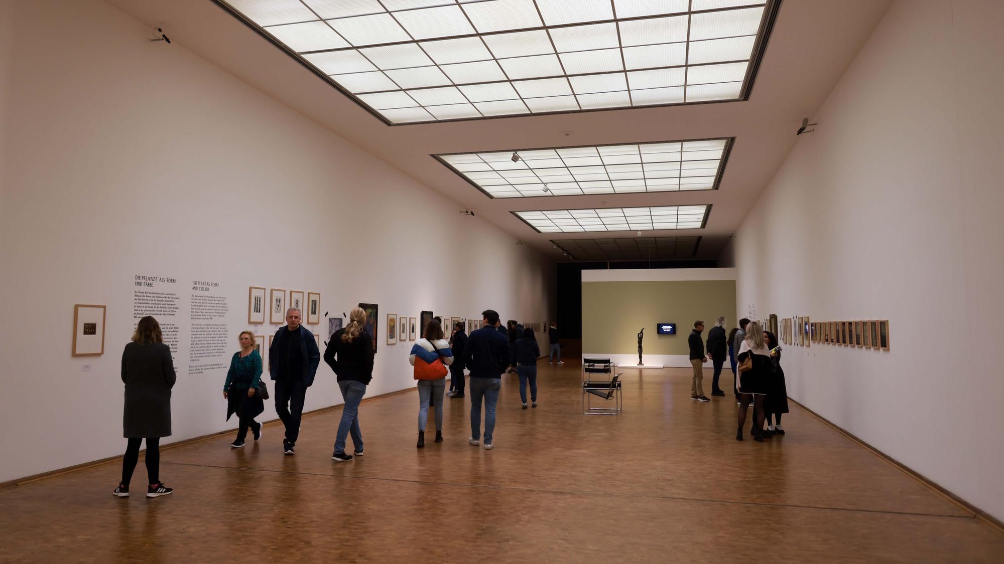 Besucher im Kölner Museum Ludwig