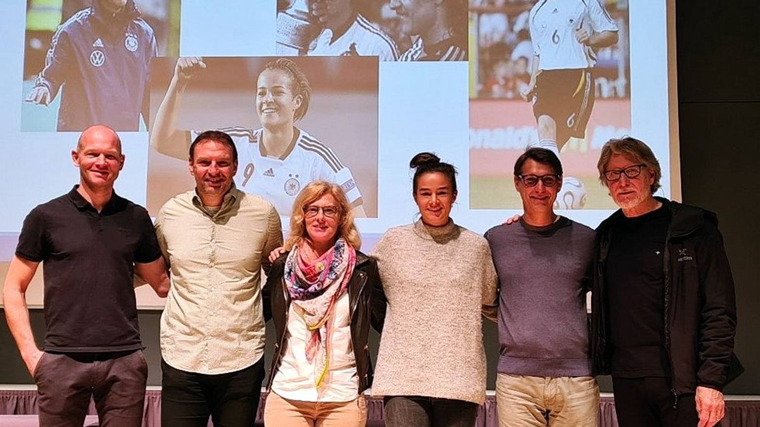 Michael Konermann vom AMAK, Jens Nowotny, Christine Tharra, Lena Lotzen, Michael Prus und Toni Schumacher (v.l.n.r.)