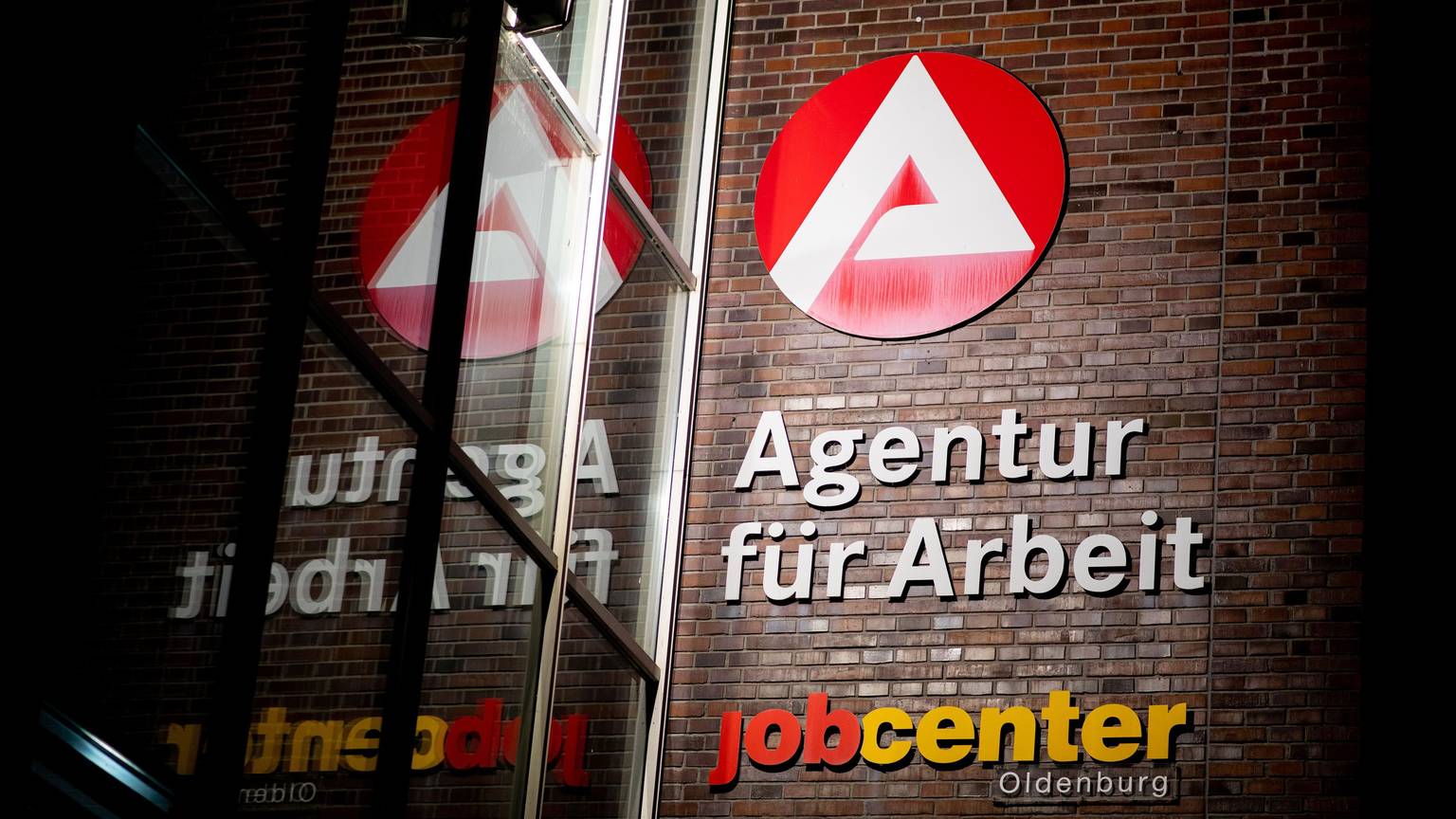 Trotz stabiler Arbeitslosenquote bereitet der Arbeitsagentur der Fachkräftemangel Sorgen.