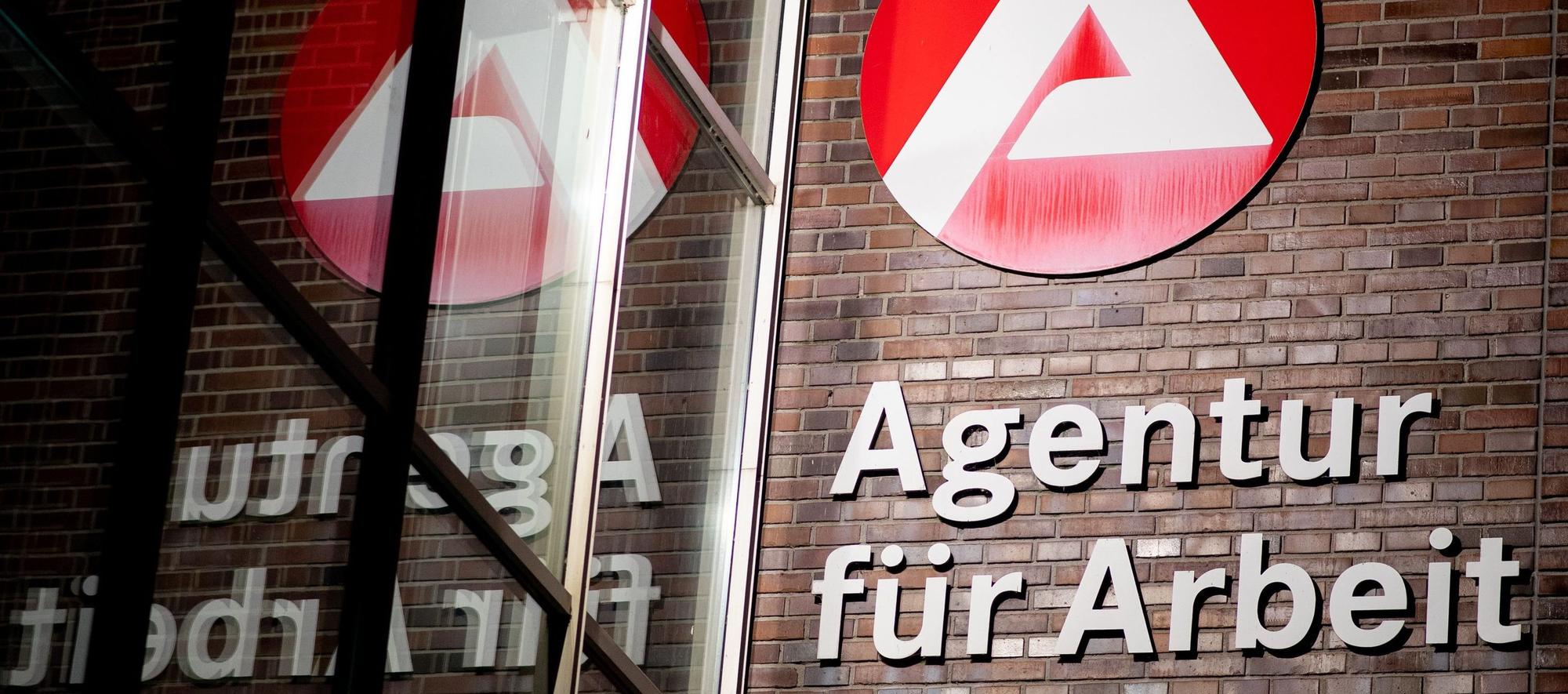 Trotz stabiler Arbeitslosenquote bereitet der Arbeitsagentur der Fachkräftemangel Sorgen.