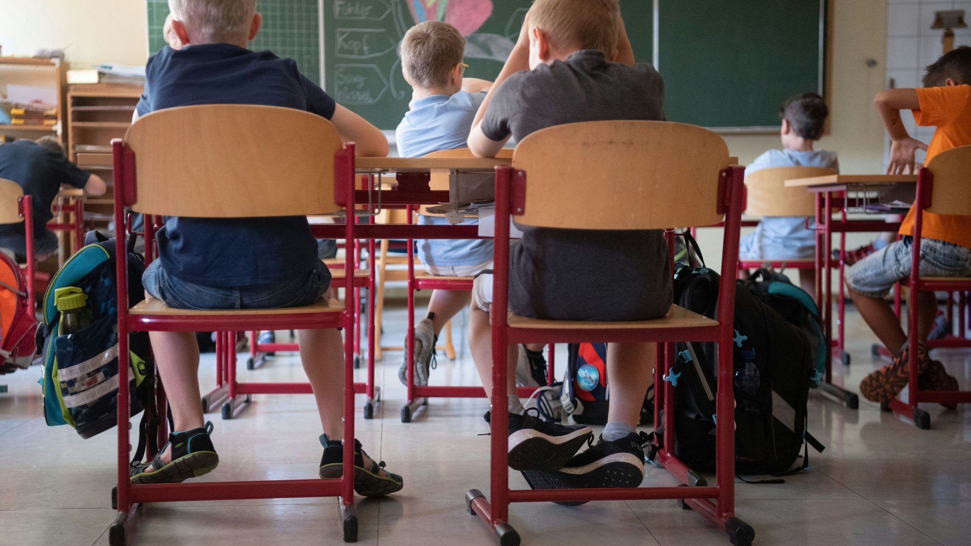 Schüler im Klassenzimmer (Symbolbild).