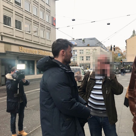 Überraschende Wende im Mordfall Claudia Otto Wegen unsauber bearbeiteter DNA-Spuren hat die Kammer des Bonner Schwurgerichts den Haftbefehl gegen den Angeklagten aufgehoben.