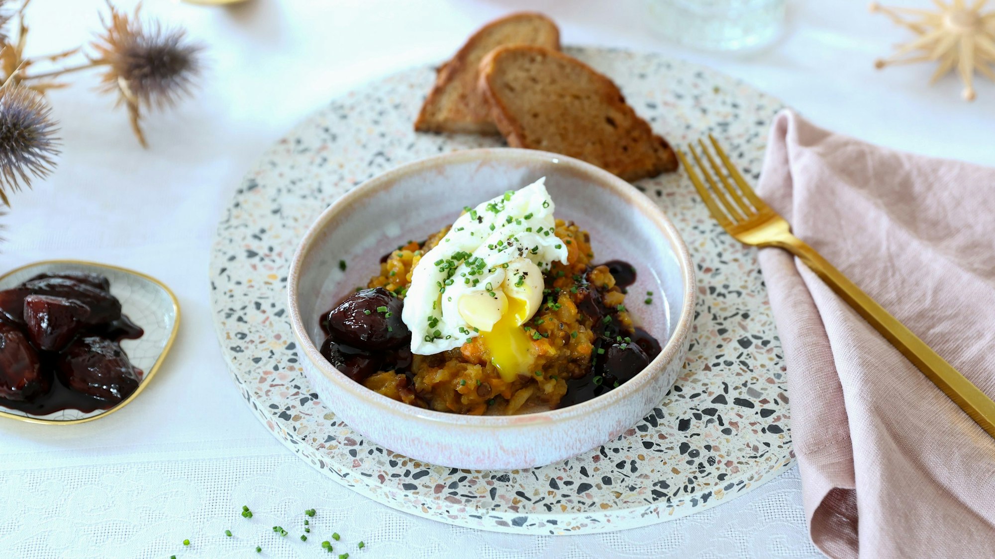 Die Vorspeise auf einem Teller