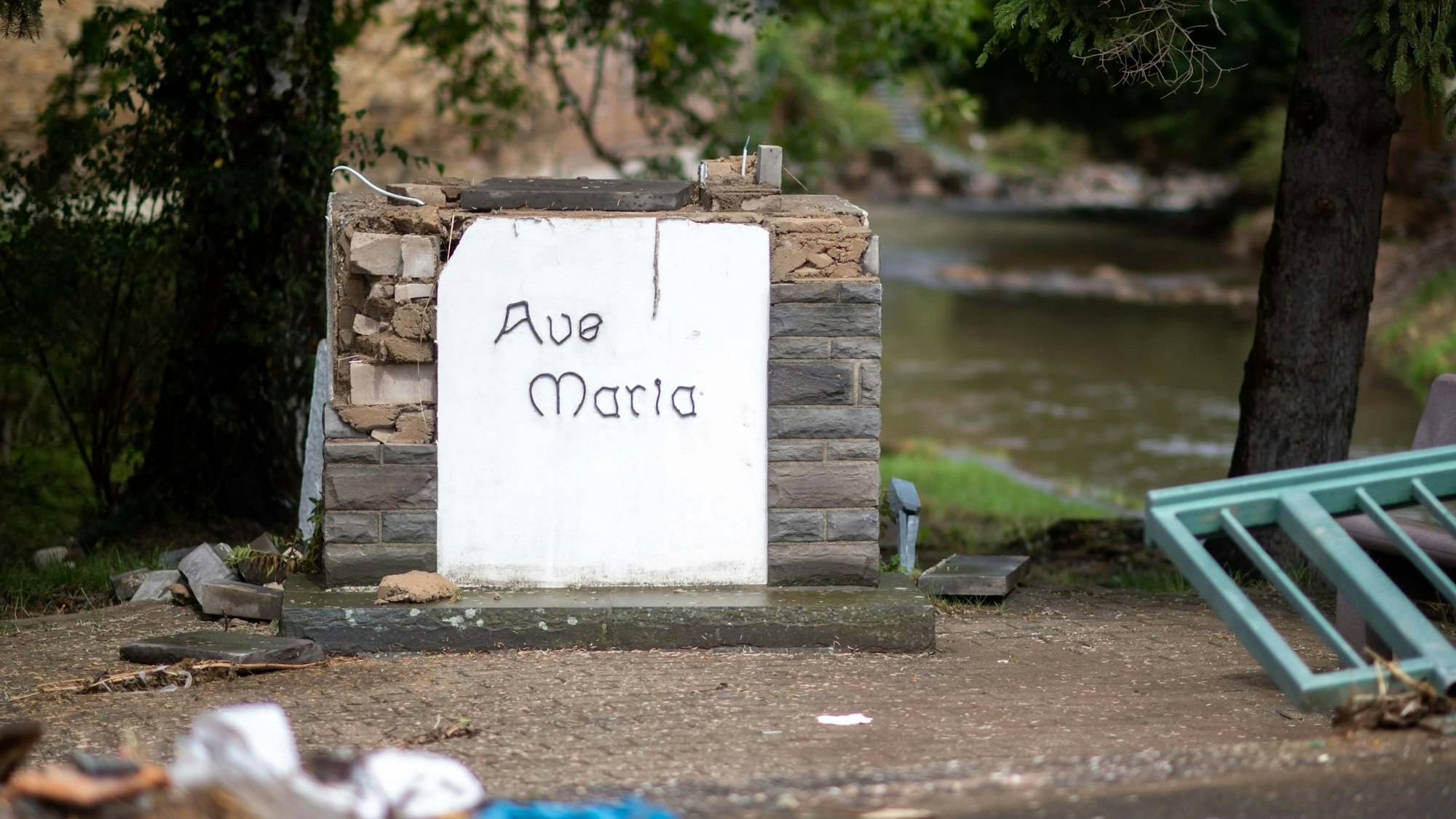 An diese Stelle kehrt die Erft-Madonna zurück.