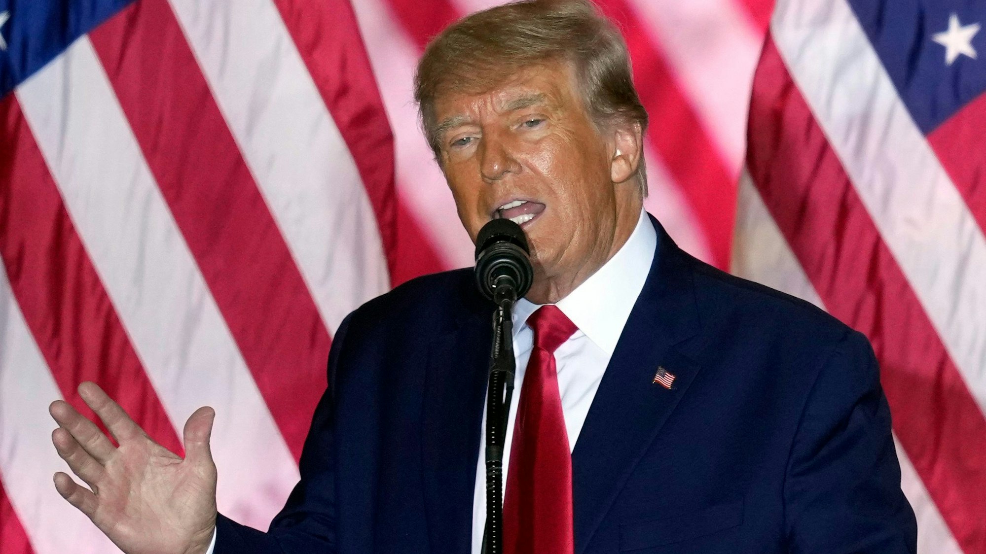 Ex-US-Präsident Donald Trump bei einer Pressekonferenz.