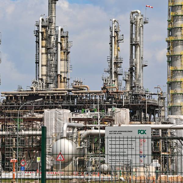 Anlagen auf dem Industriegelände der PCK-Raffinerie in Schwedt (Brandenburg)