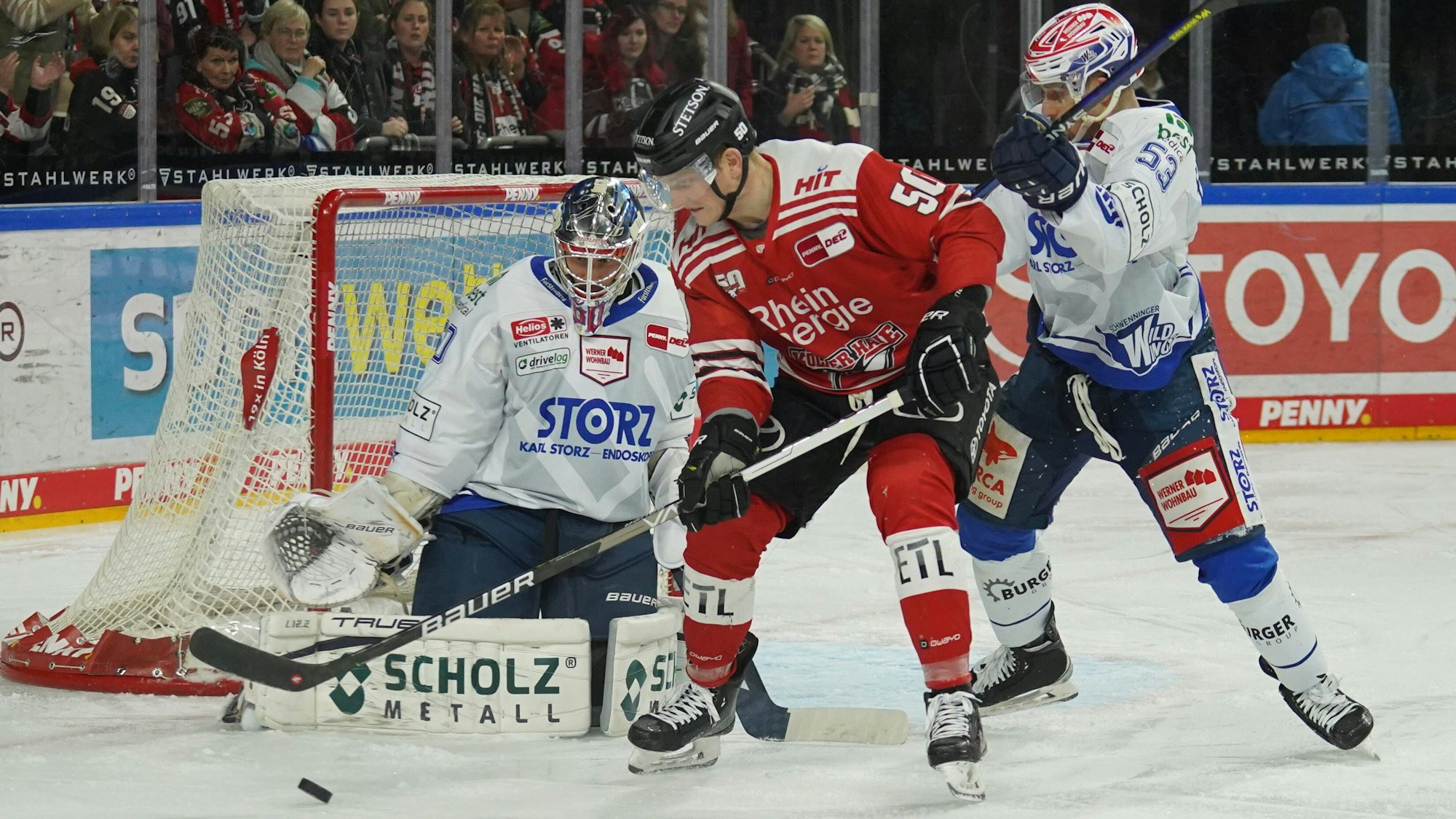 Eishockey Penny-DEL 28.Spieltag Kölner Haie - Schwenninger Wild Wings am 06.12.2022 in der Lanxess Arena in Köln
