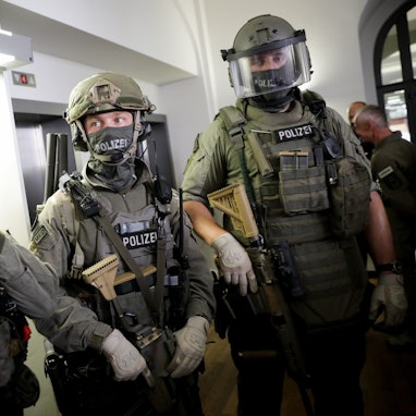 Elitepolizisten der GSG-9 führten die Razzia Medienberichten zufolge durch. (Symbolbild)