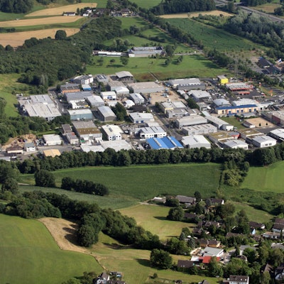 Luftbild vom Gebiet, wo das neue Gewerbegebiet in Rösrath-Rambrücken geplant ist.