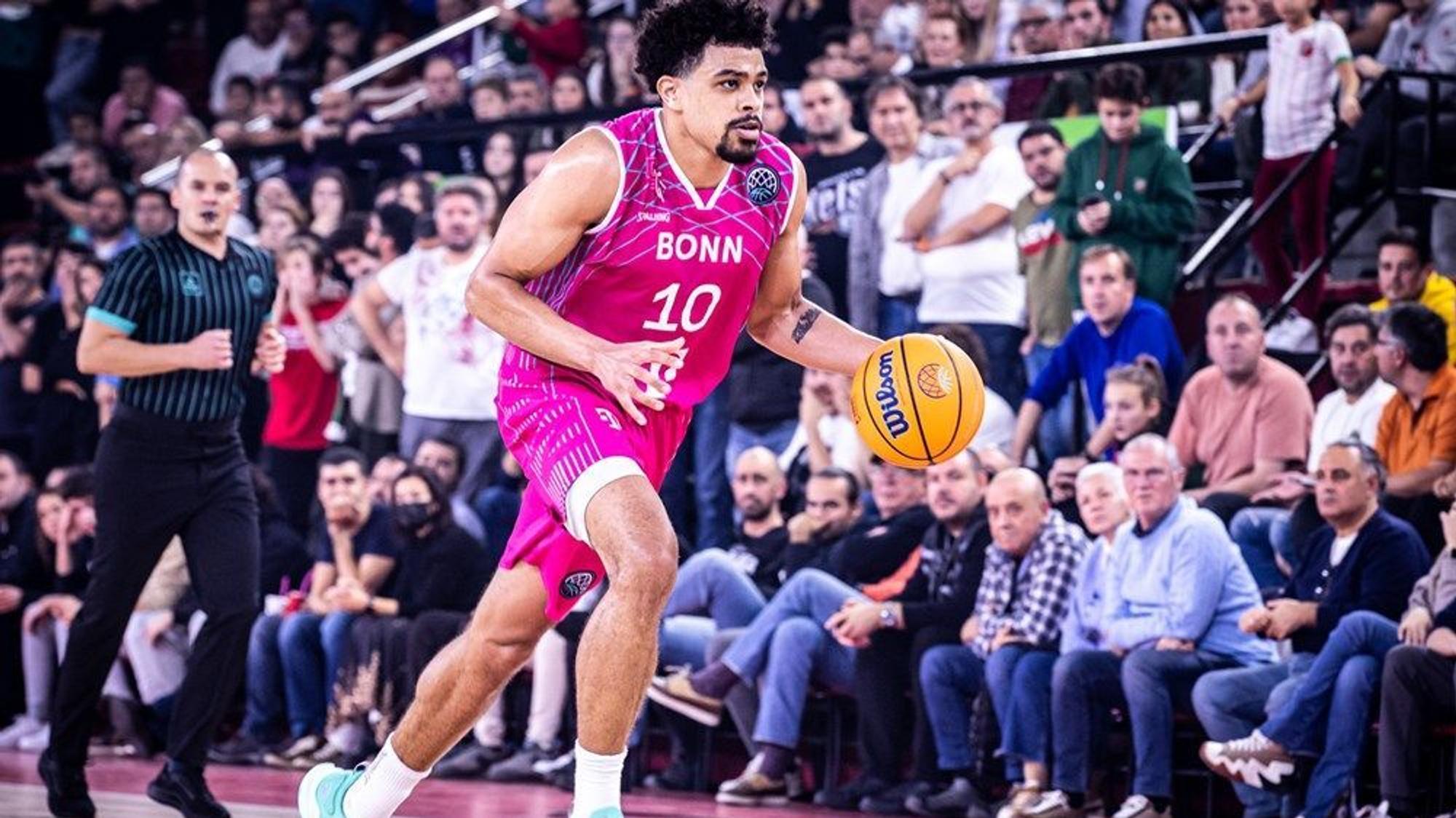 Im Sturmlauf ins Achtelfinale: Collin Malcolm hat mit 20 Punkten großen Anteil am Baskets-Erfolg.