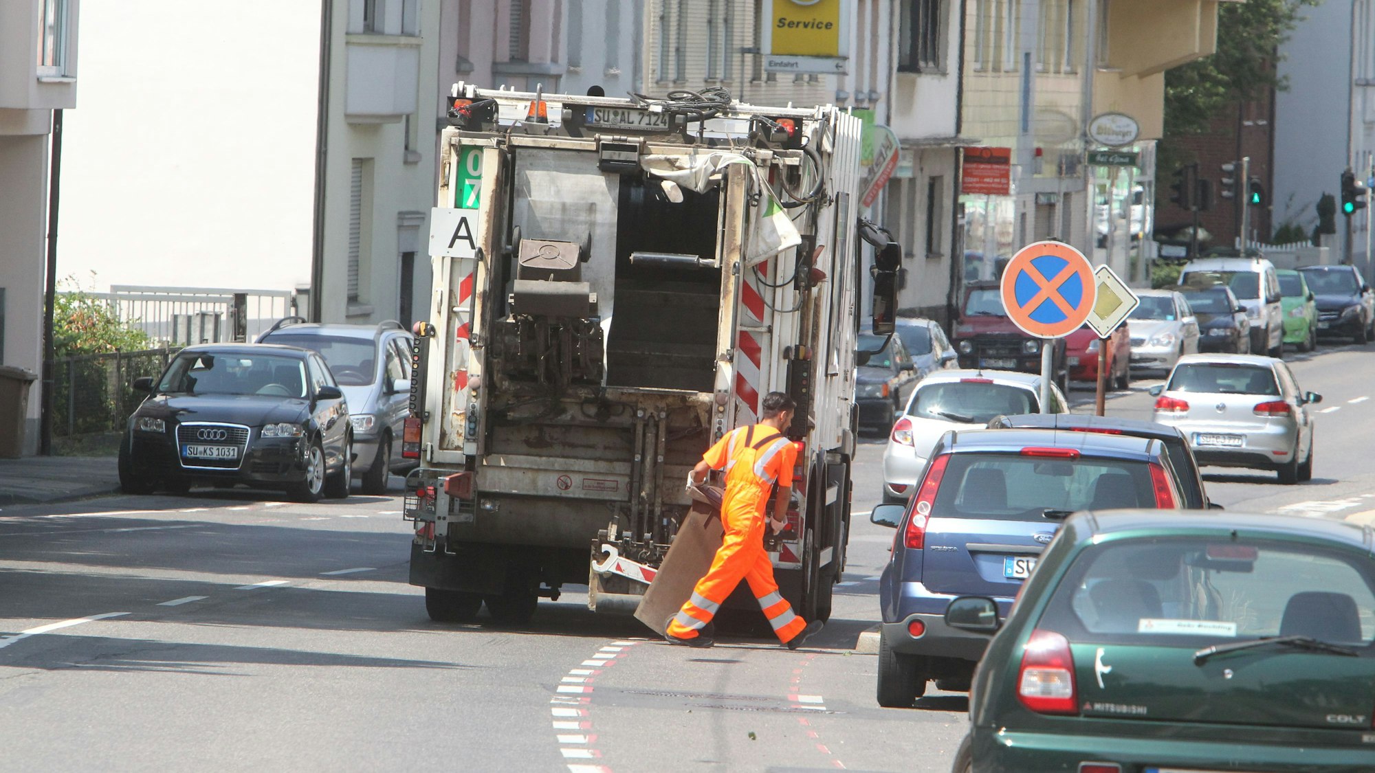Symbolbild Müllabfuhr, Abfall, Entsorgung, Wertstofftonne, Biotonne, Restmülltonne, RSAG, Rhein-Sieg-Abfallwirtschaftsbetriebe Müll