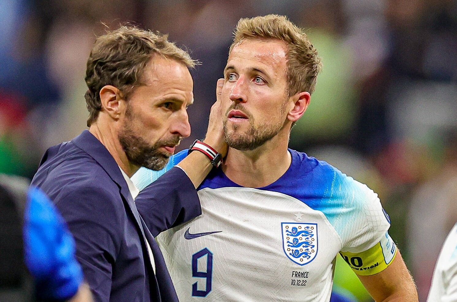 Gareth Southgate tröstet Harry Kane nach Abpfiff.