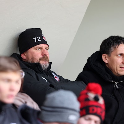 1.FC Köln vs. SC Freiburg, Fussball Frauen, 1. Bundesliga, unter den Zuschauern von links: Steffen Baumgart, Christian Keller 1.FC Köln