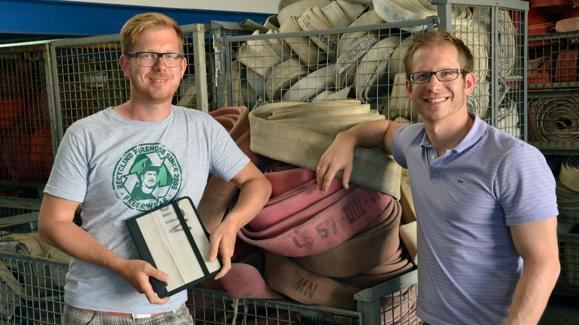 Das Bilder zeigt die beiden Chefs von Feuerwear.