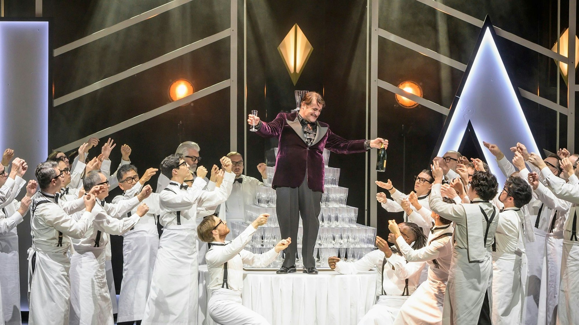 Aufführung Cenerentola in der Oper Köln.