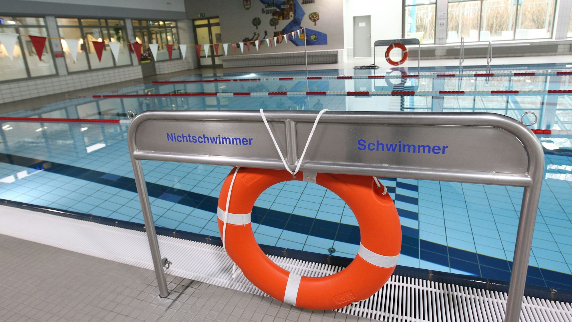 Die Niederkasselerinnen und Niederkasseler sind aufgerufen, sich an der Diskussion über die Zukunft des Lülsdorfer Helmut-Loos-Hallenbades zu beteiligen.