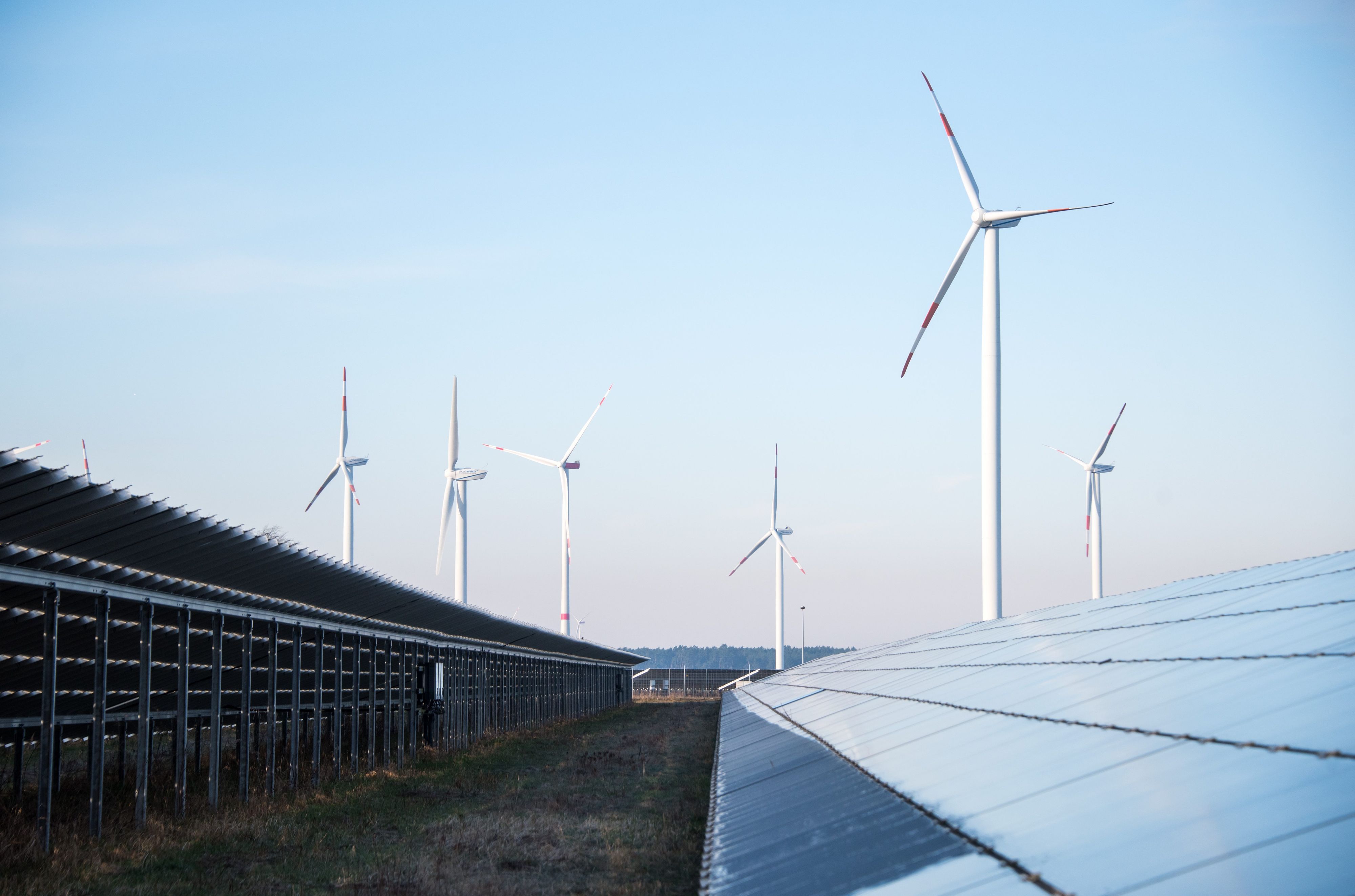 Die Energiewende stellt an Energieversorger hohe Anforderungen.