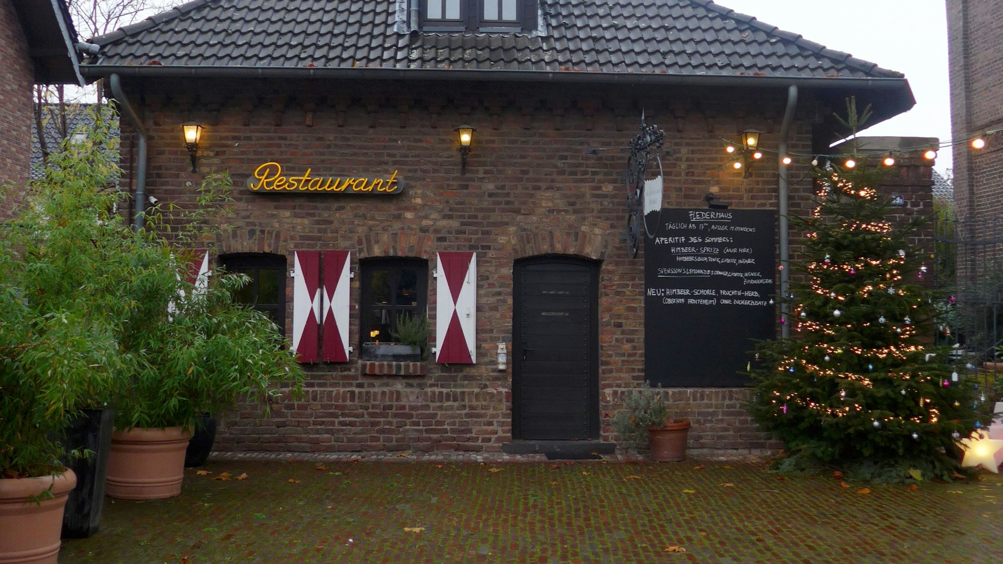 Im Weinhaus Fledermaus verwöhnt Sven Dittrich seine Gäste seit 17 Jahren