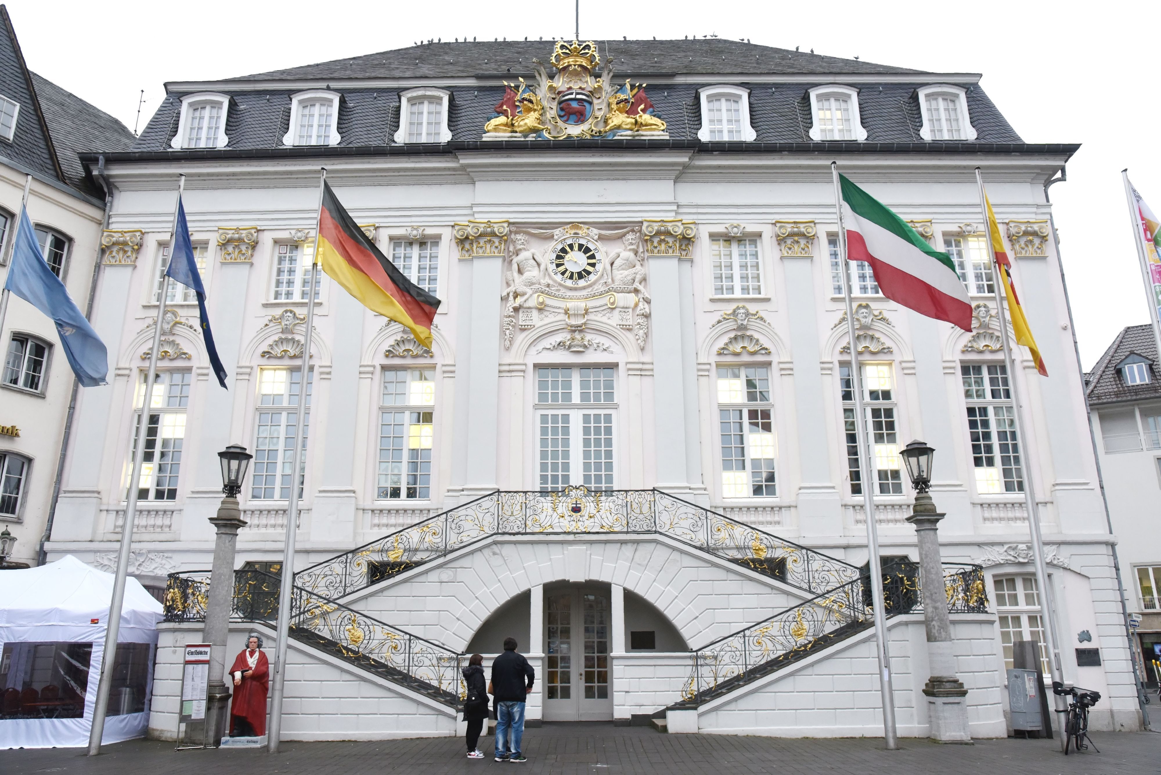 Das Alte Rathaus am Marktplatz in Bonn