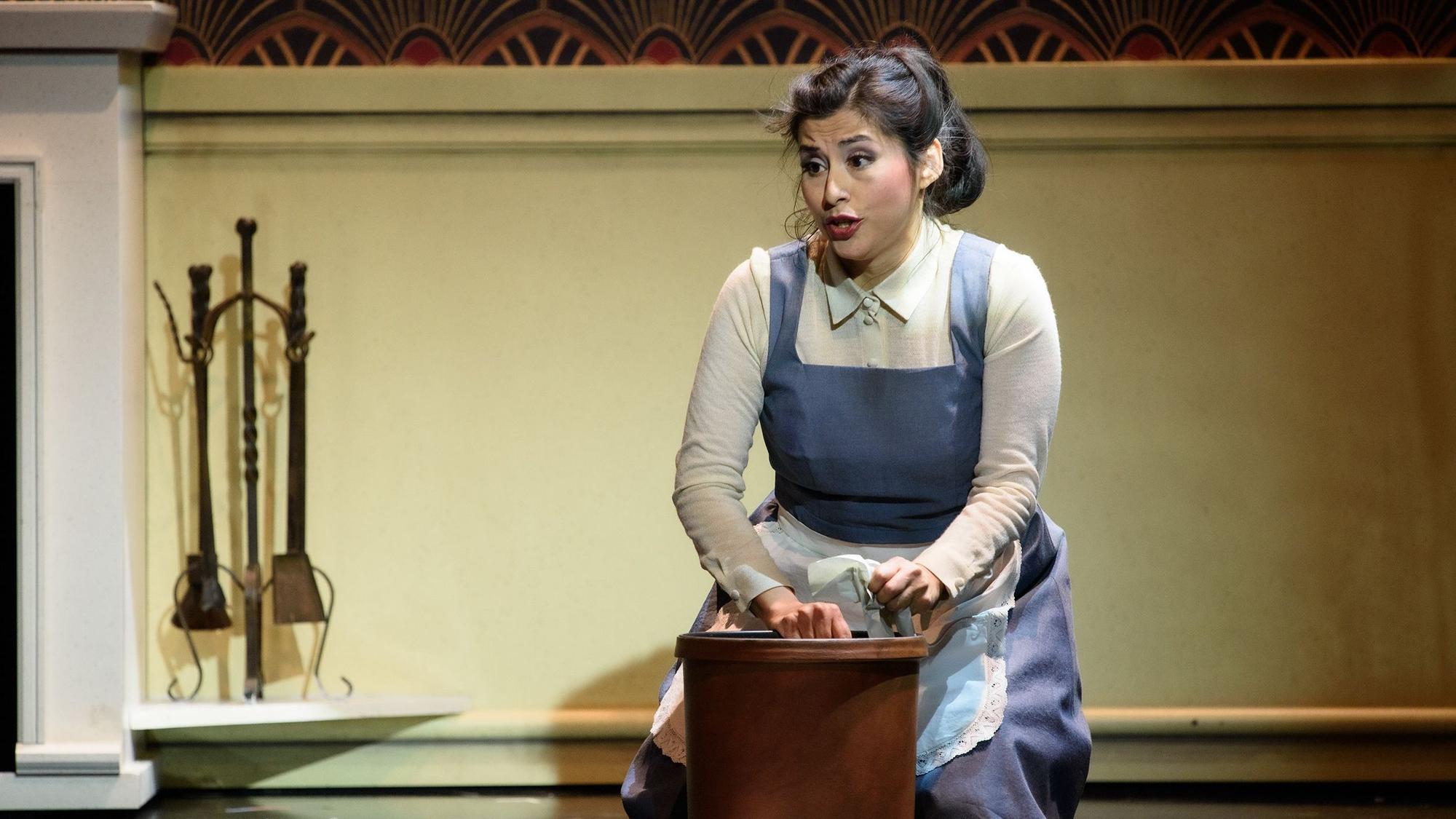 Premiere La Cenerentola mit
Adriana Bastidas-Gamboa als Aschenputtel.