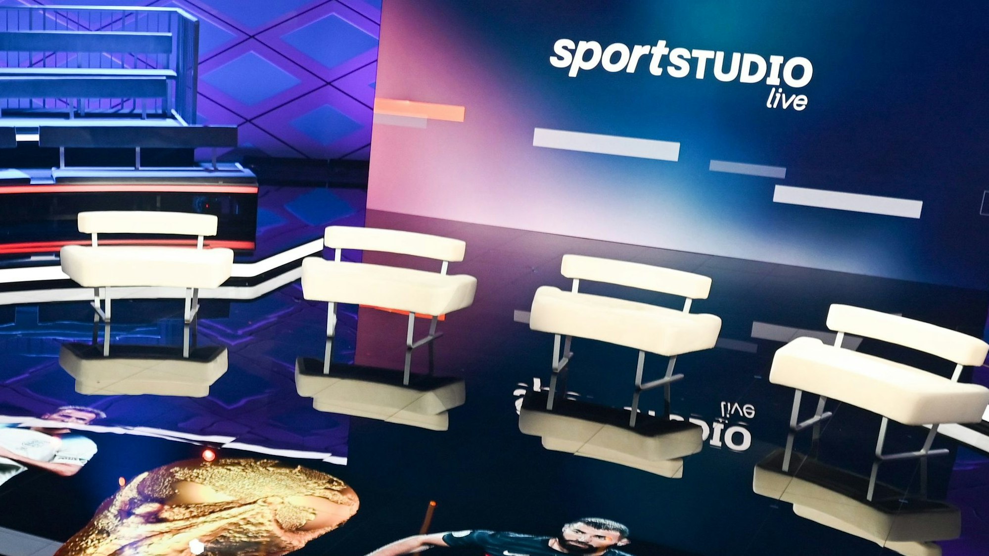Das gemeinsame ARD-ZDF-WM-Studio für die Fußball-Weltmeisterschaft in Katar.