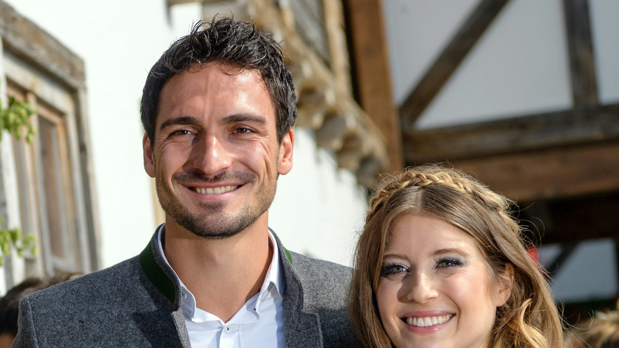 Mats Hummels und Cathy Hummels bei einem Auftritt auf dem Oktoberfest. (Archivfoto von 2017)