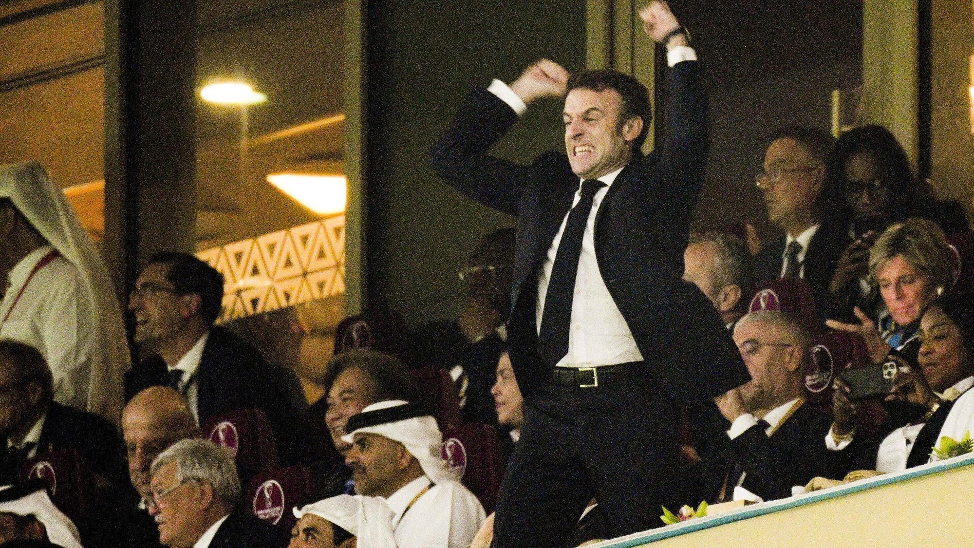 Frankreichs Präsident Emmanuel Macron jubelt während des WM-Finals.