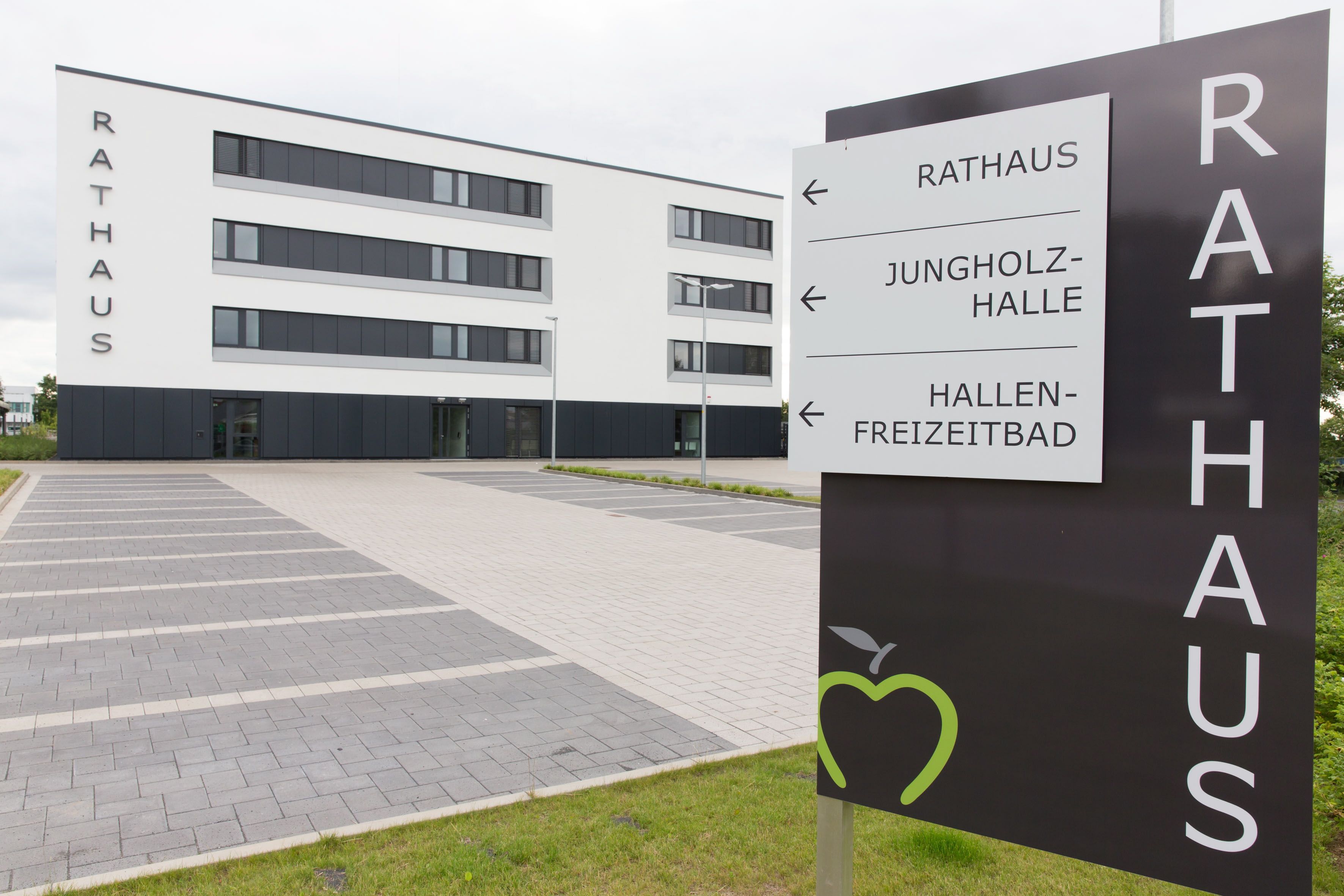 Meckenheim, neues Rathaus von außen.

Foto: Matthias Kehrein
