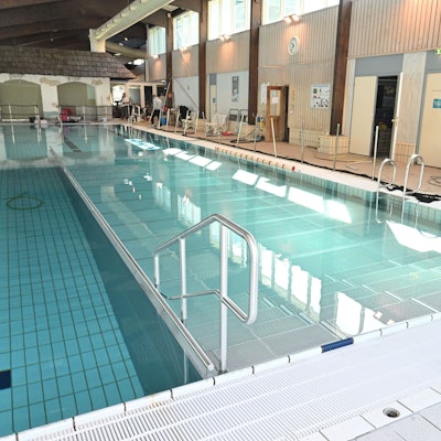 Das Foto zeigt das Kürtener Hallenbad Splash.