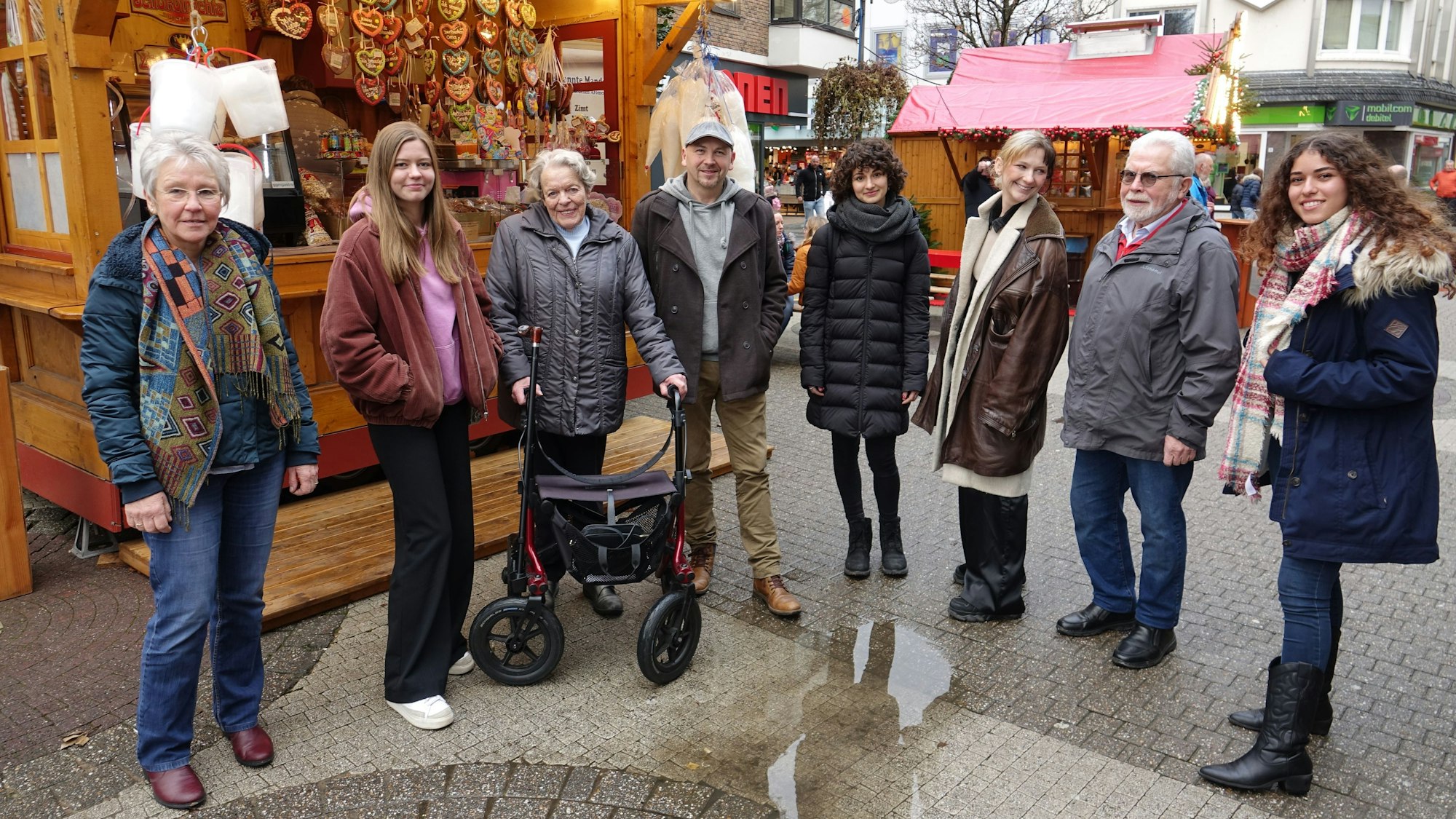 Vertreter der jungen und der älteren Generation sprachen über ihre Sorgen und Wünsche zum Jahreswechsel.