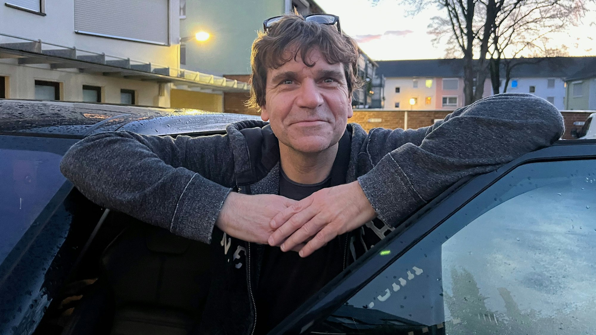 29.12.2022-Bornheim-Michael Marxen hat die Feuerwerke vermisst. Foto: Klose